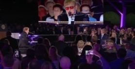 Președintele Joe Biden, emoționat de performanța lui Elton John, înaintea unui recital susținut la Casa Albă